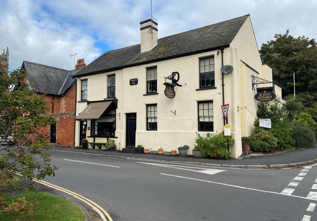 Main image of property: Rodean Restaurant, The Triangle, Kenton, Exeter, Devon, EX6 8LS