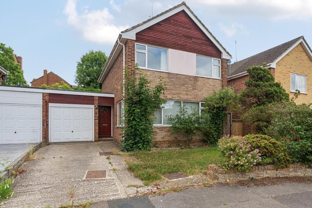 Main image of property: Sycamore Rise, Newbury