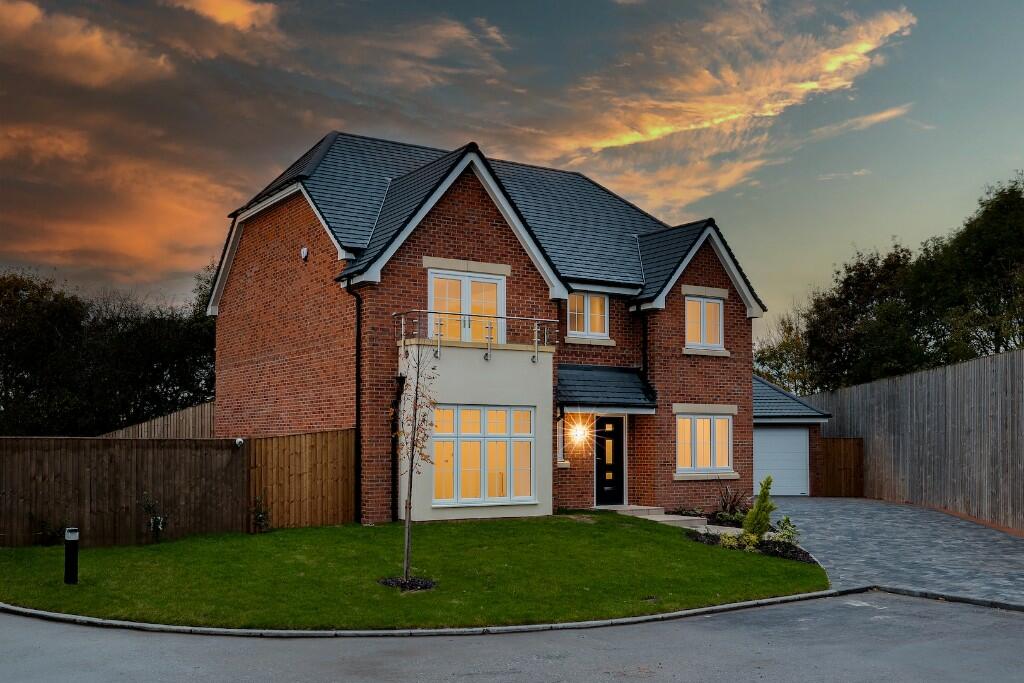 Additional property image - Stunning Craftsman Built Home on a Huge Plot!