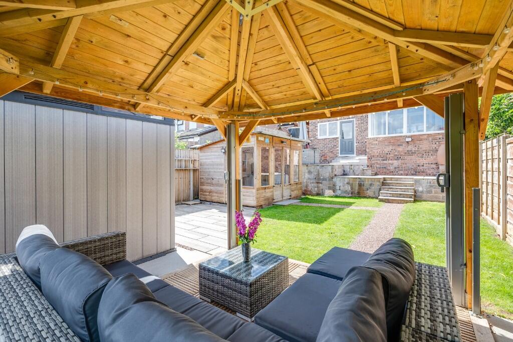 Main image of property: Beautifully Maintained Spacious 3 Bed Home