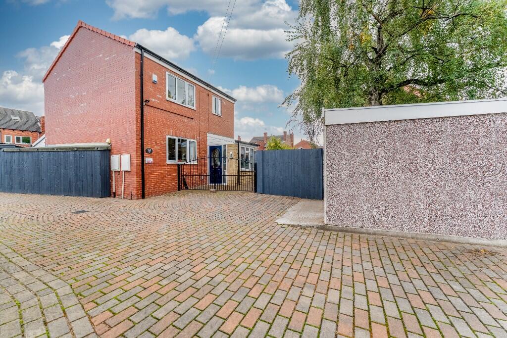 Main image of property: Lower Oxford Street, Castleford, West Yorkshire, WF10