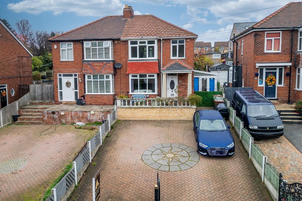 Main image of property: Holywell Lane, Castleford, West Yorkshire, WF10