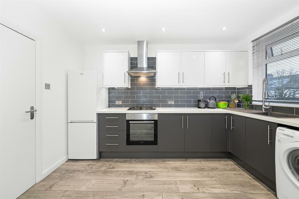 Additional image 21 of Bensham Manor Road, Thornton Heath