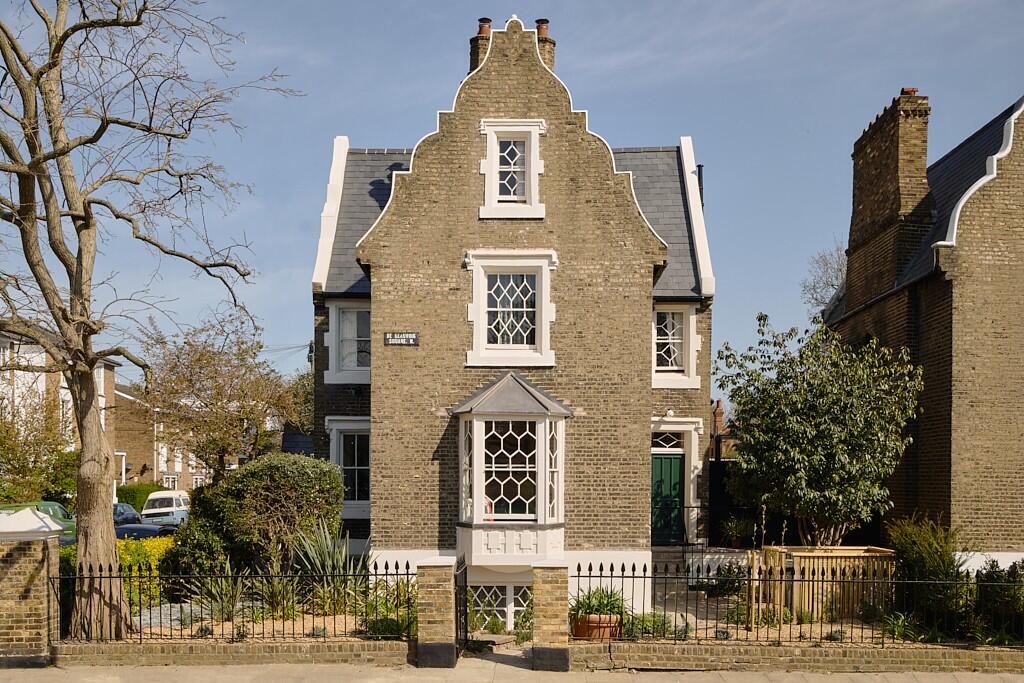 Main image of property: De Beauvoir Square, London, N1