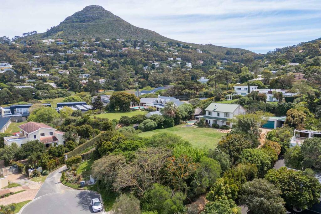 Main image of property: Western Cape, Hout Bay