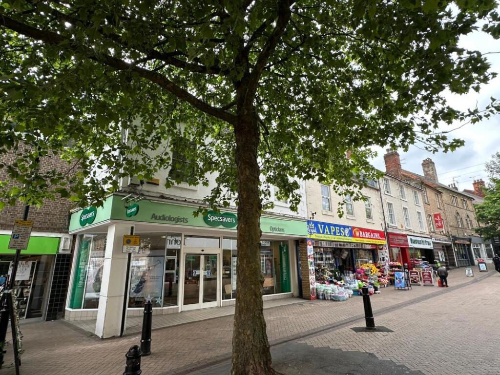 Main image of property: Units 1 & 2, 55 West Gate, Mansfield, Nottinghamshire, NG18 1RU