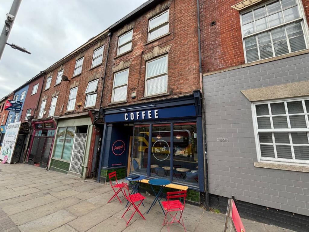 Main image of property: 215 Mansfield Road, Nottingham, NG1 3FS