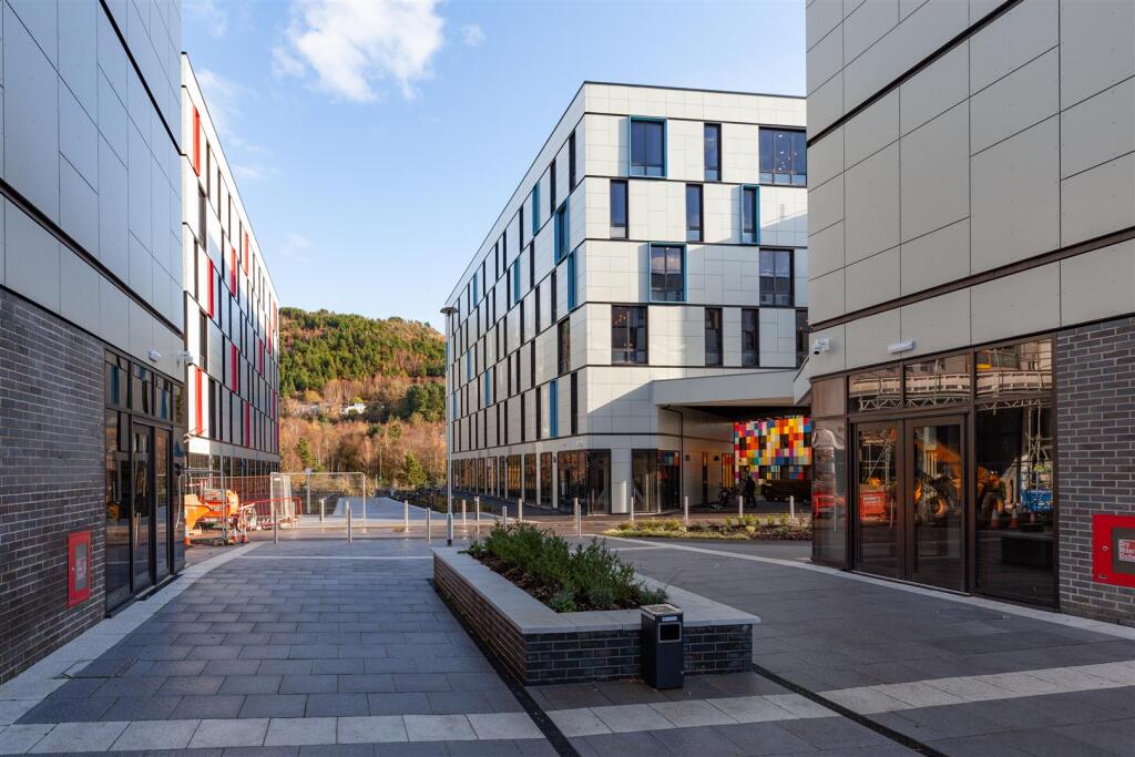 Main image of property: SWANSEA | STUDENT | SEPTEMBER