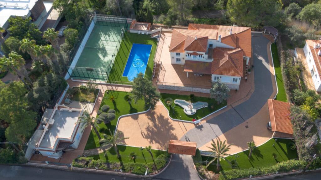 Main image of property: Valencia, Valencia, Alzira