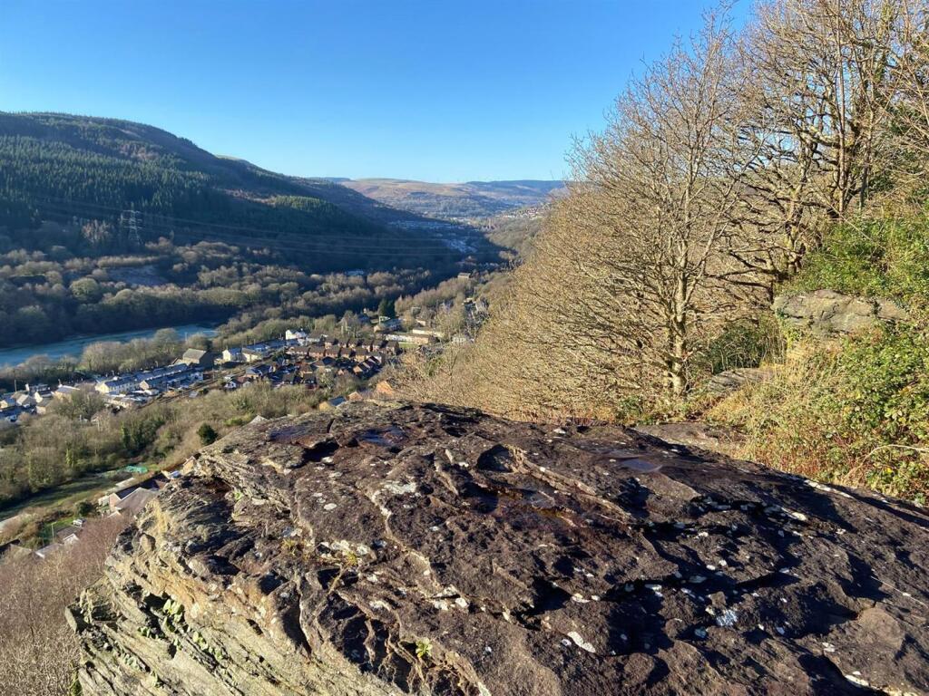 Additional property image - Graigwen, Pontypridd
