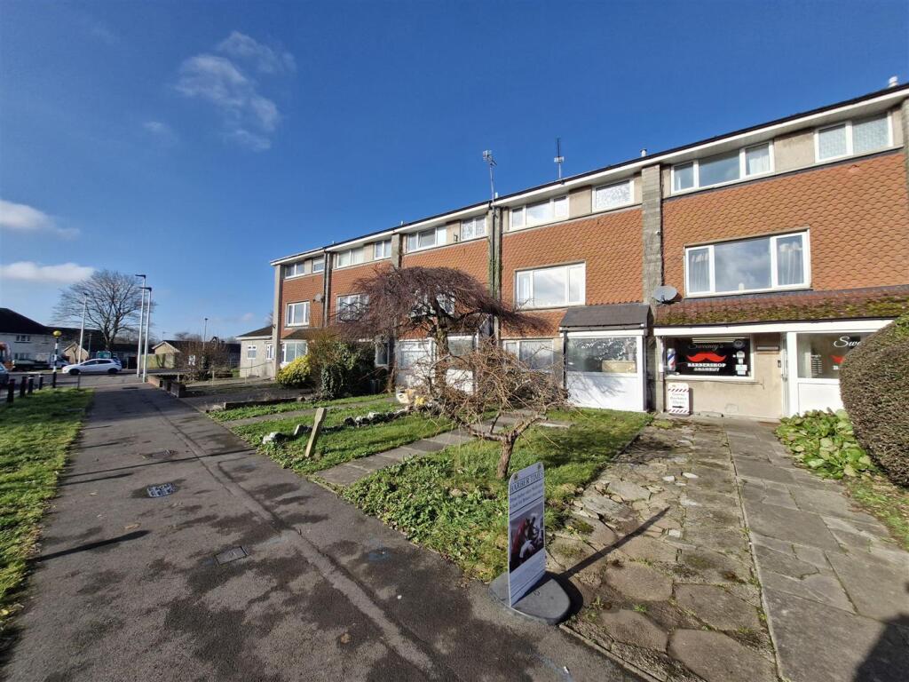 Additional property image - 5, Castle Court, Dinas Powys