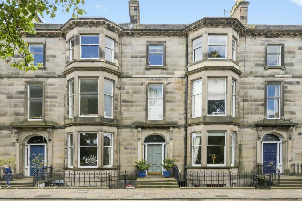 Main image of property: 40/2, Palmerston Place, Edinburgh, EH12 5BJ