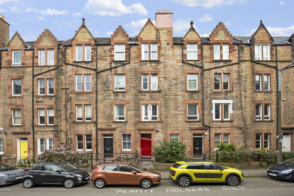 Main image of property: 32 (2F1) Temple Park Crescent, Edinburgh, EH11 1HU