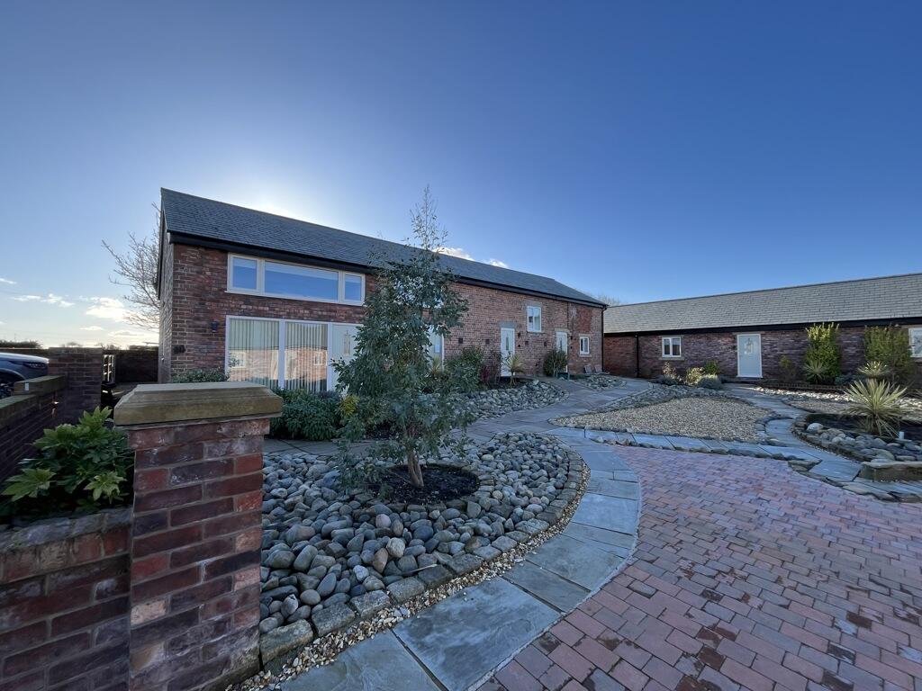 Main image of property: Holiday Cottages At Ivy Farm, Lytham Road, Lytham St. Annes, Lancashire, FY8