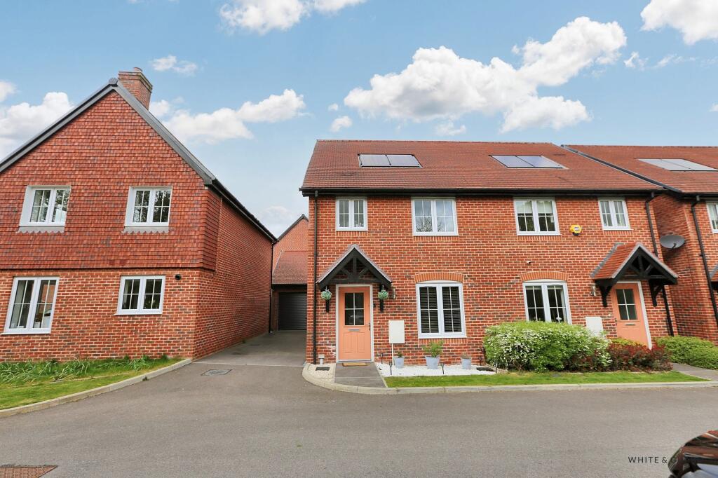 Main image of property: Badgers Bolt, Colden Common, SO21