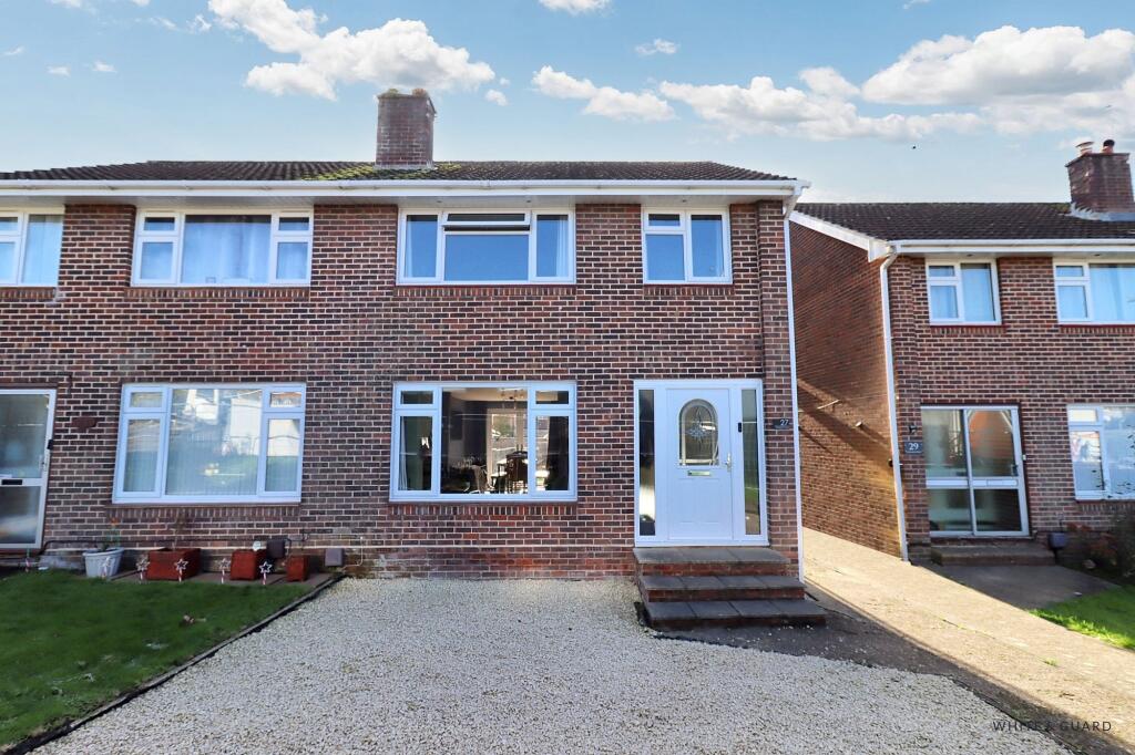 Main image of property: Eastleigh Road, Fair Oak, SO50