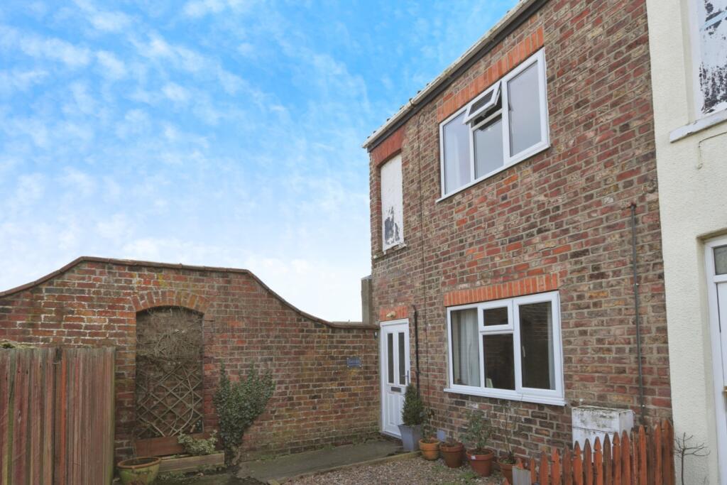 Main image of property: Gordons Terrace, Driffield, East Riding of Yorkshire, YO25 6TQ