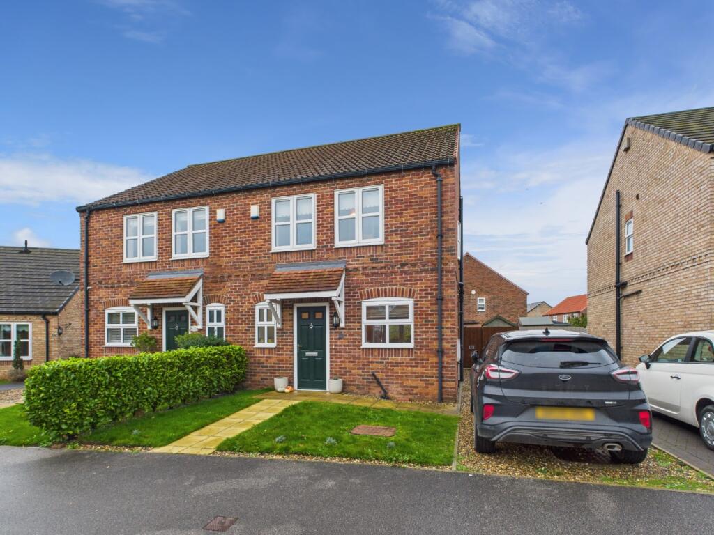Main image of property: 73 New Walk, Driffield, YO25 5LE