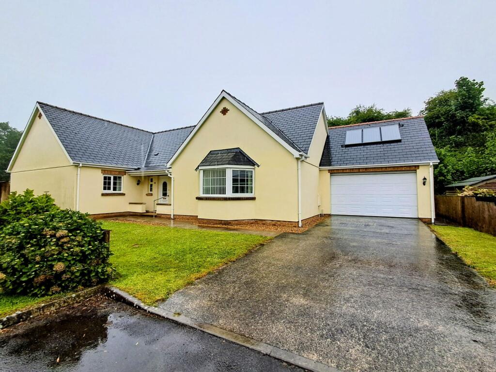 Main image of property: Crunwere Close, Llanteg, Narberth
