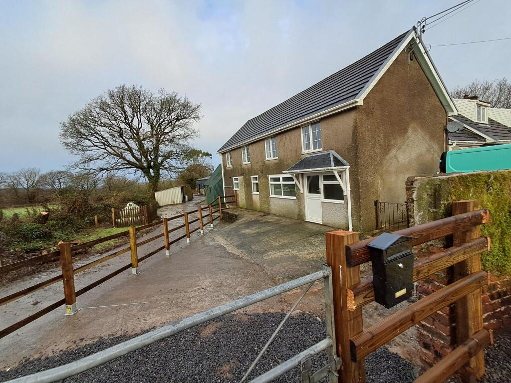 Main image of property: Clynderwen