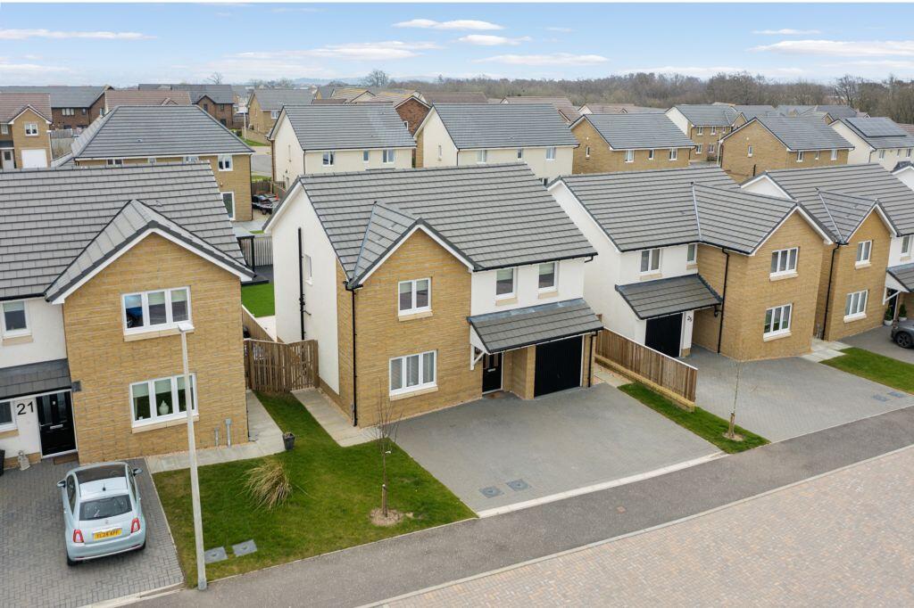 Main image of property: Commonhill Gardens, Oakwood Grove, Hamilton, ML3 8FT