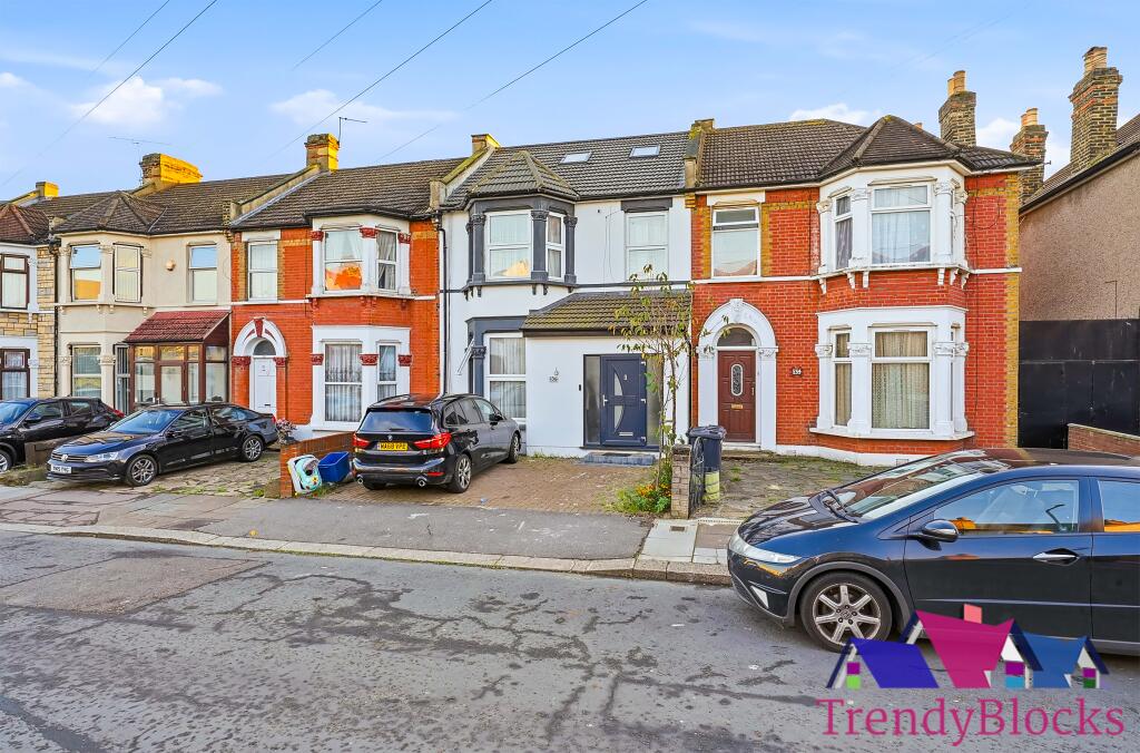 Main image of property: Kinfauns Road, Ilford, London, IG3