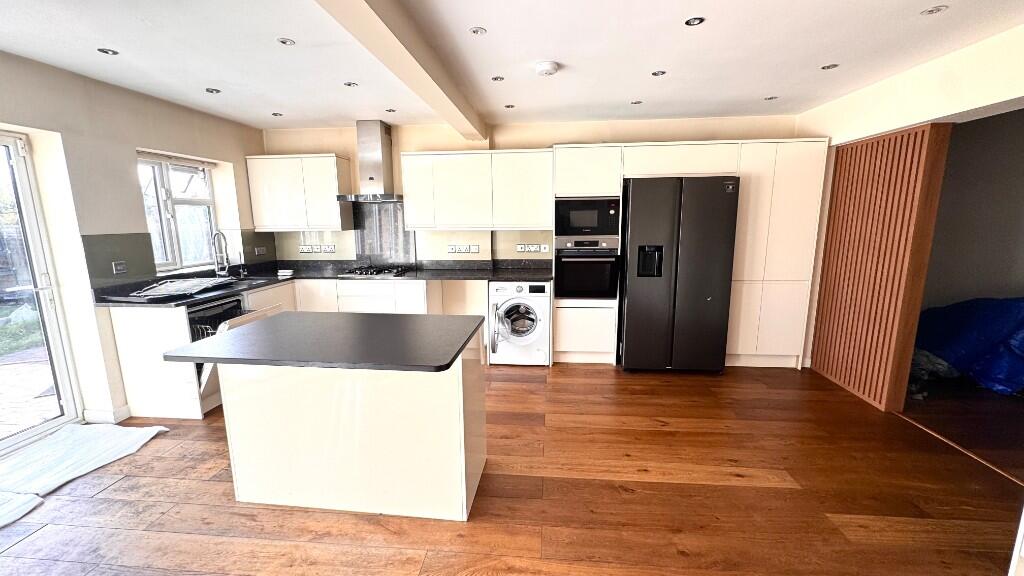 Main image of property: Church Road, Bexleyheath, Kent, DA7