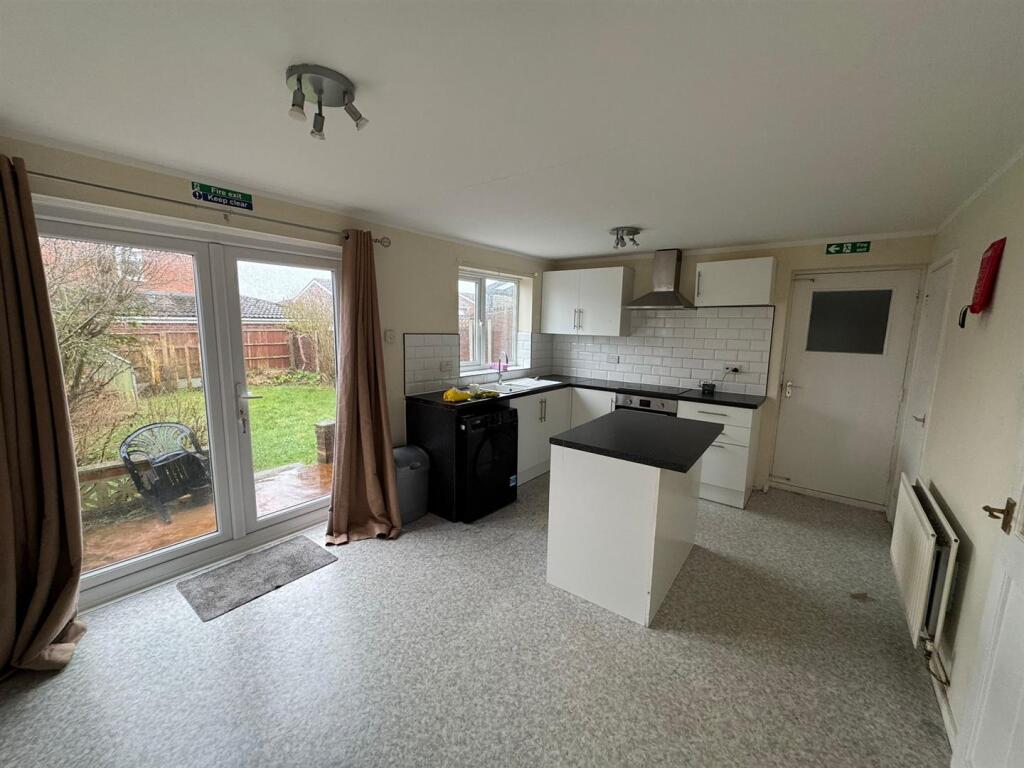 Main image of property: Hednesford Road, Heath Hayes, Cannock