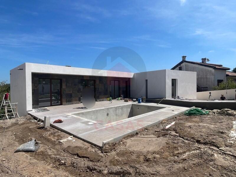 Main image of property: Leiria, Caldas da Rainha