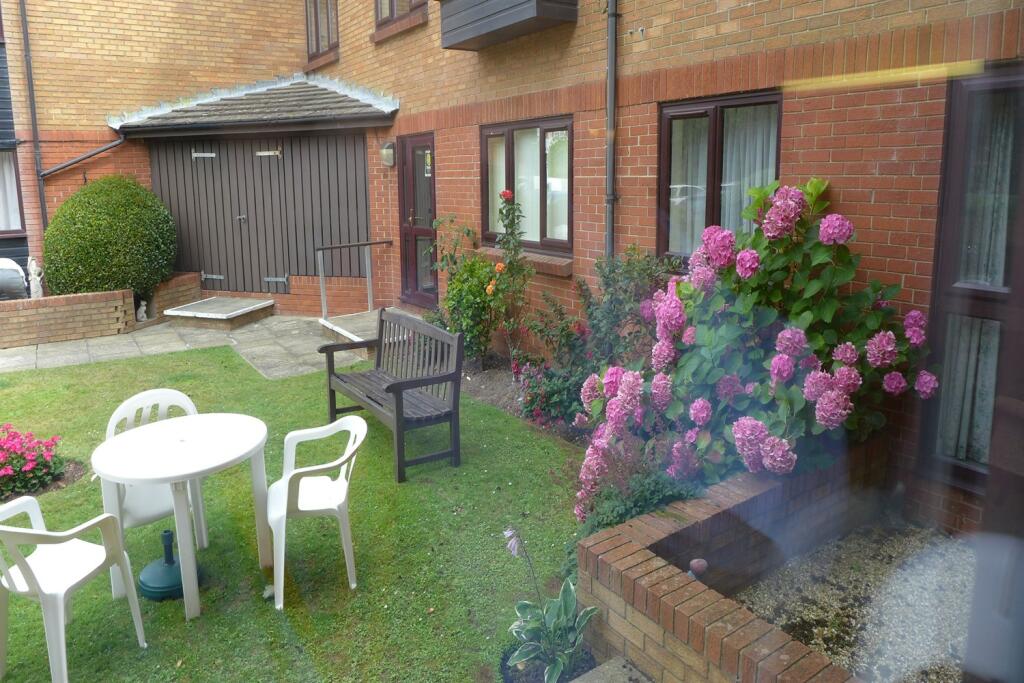 Additional property image - Oakland Court, Fitzalan Road, Littlehampton, BN17