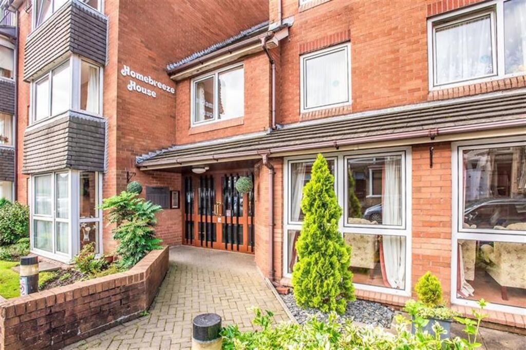 Main image of property: Homebreeze House, Beach Street, Bare Village Morecambe, LA4