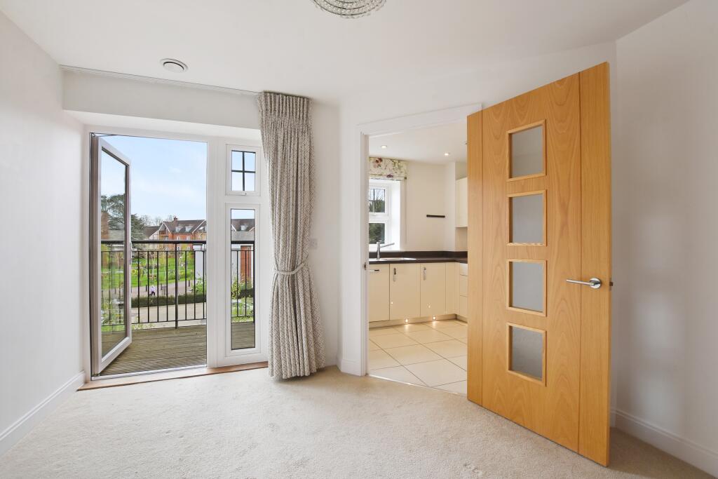 Main image of property: Marple Lane, Chalfont St. Peter, Buckinghamshire, SL9 9FU