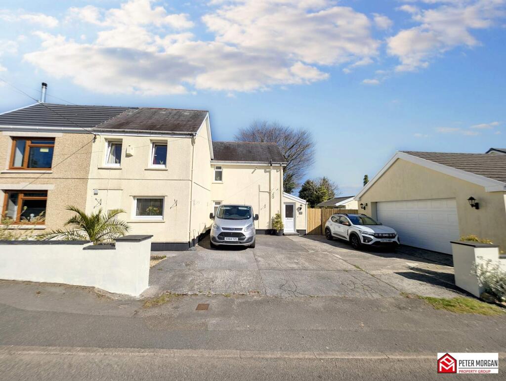 Main image of property: Heol Y Meinciau, Pontyates, Llanelli, West Glamorgan, SA15 5SN