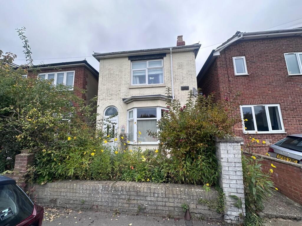 Main image of property: Saxon Road, Freemantle, Southampton, SO15 1JJ