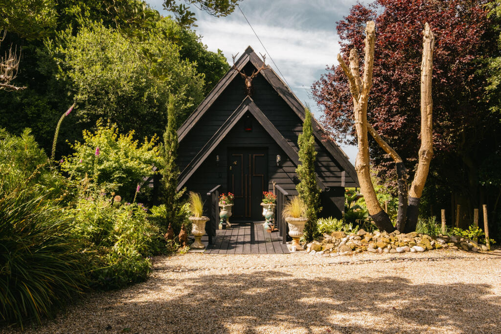 Main image of property: Tilekiln Lane, Hastings