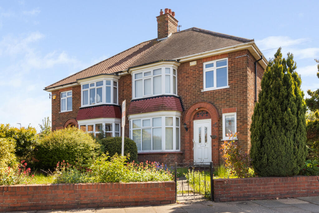 Main image of property: The Cresta, Grimsby