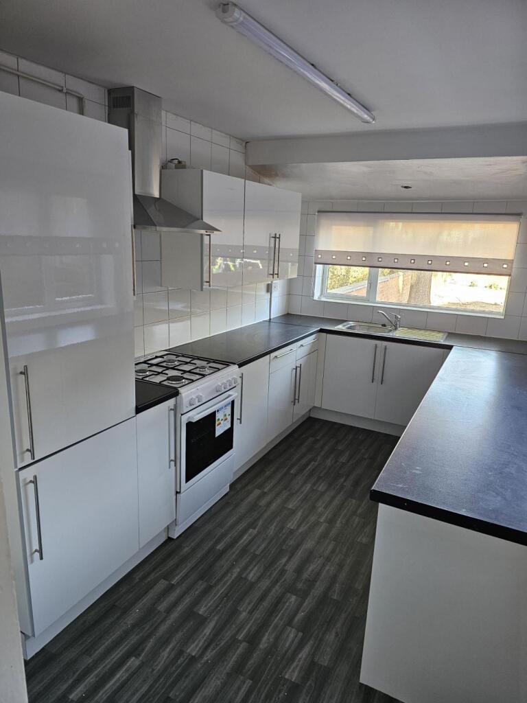 Main image of property: Grimsby, DN32