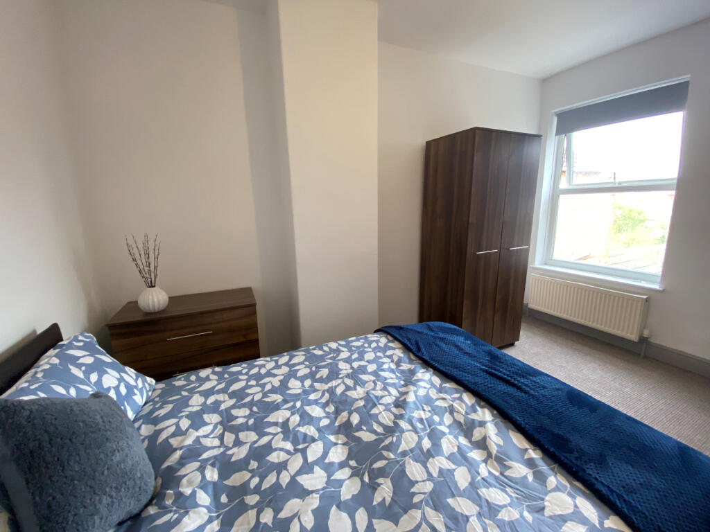 Main image of property: Grimsby, DN32