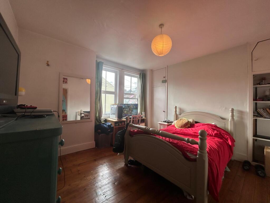 Main image of property: Lincoln Cottages