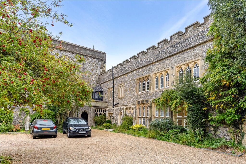 Main image of property: London Road, Arundel, West Sussex, BN18