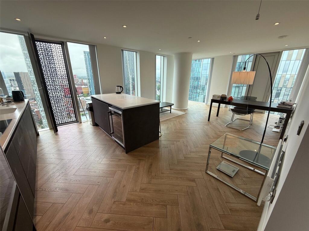 Main image of property: Elizabeth Tower , 141 Chester Road, Manchester, M15