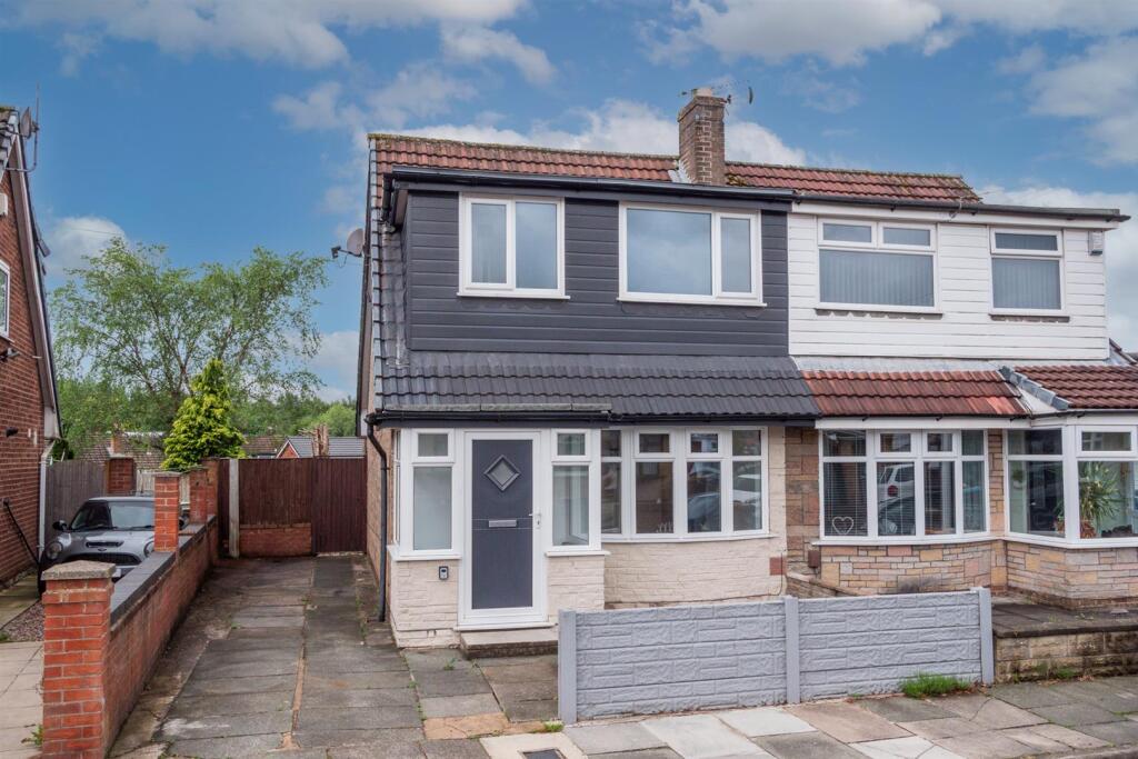 Main image of property: Woolacombe Avenue, Sutton Leach