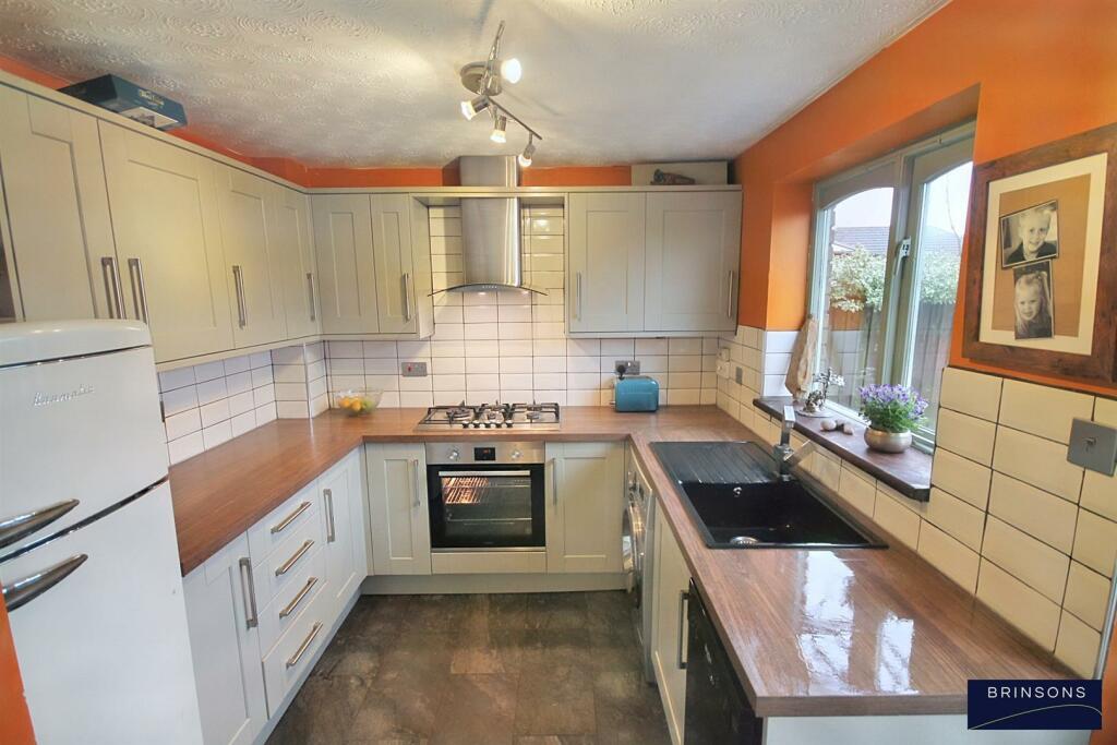 Additional property image - Heol-Yr-Ysbyty, Caerphilly