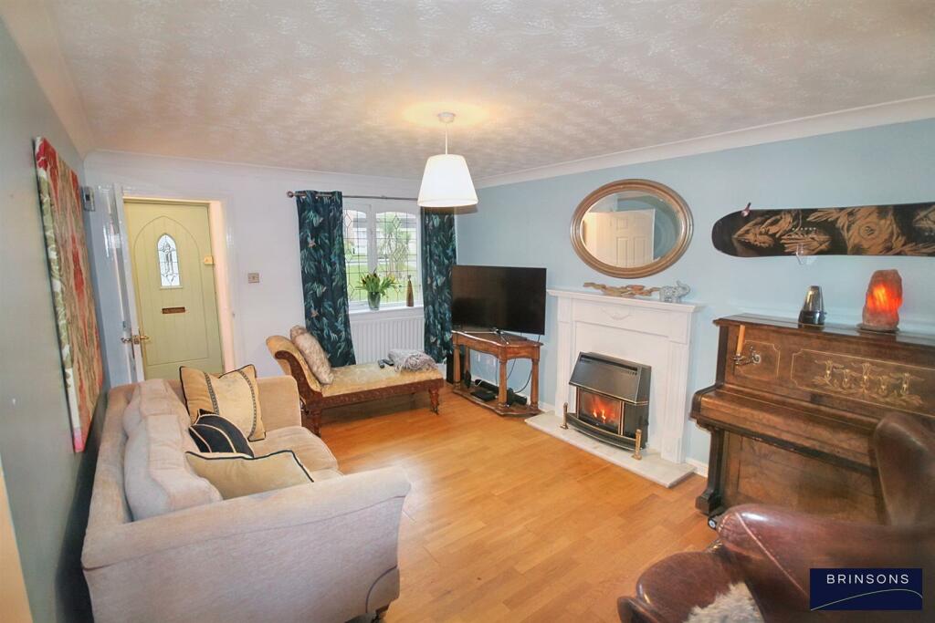 Additional property image - Heol-Yr-Ysbyty, Caerphilly