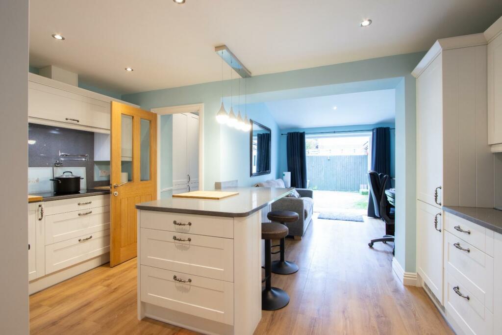 Additional property image - Heol Y Ddol, Caerphilly