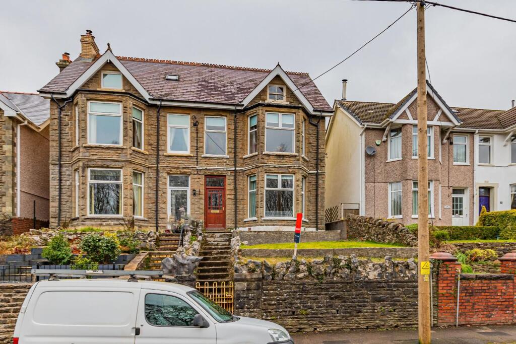 Main image of property: Park Road