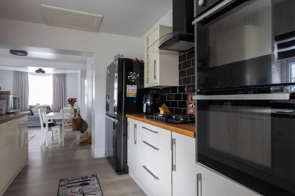 Additional property image - Alma Street, Machen, Caerphilly