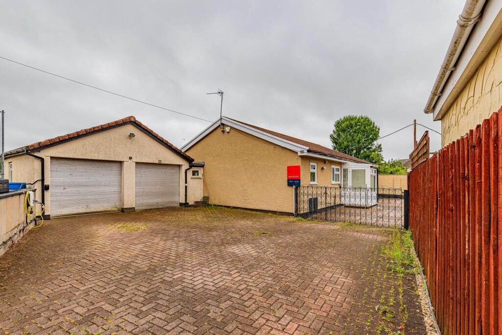 Main image of property: Park Avenue, Bedwas