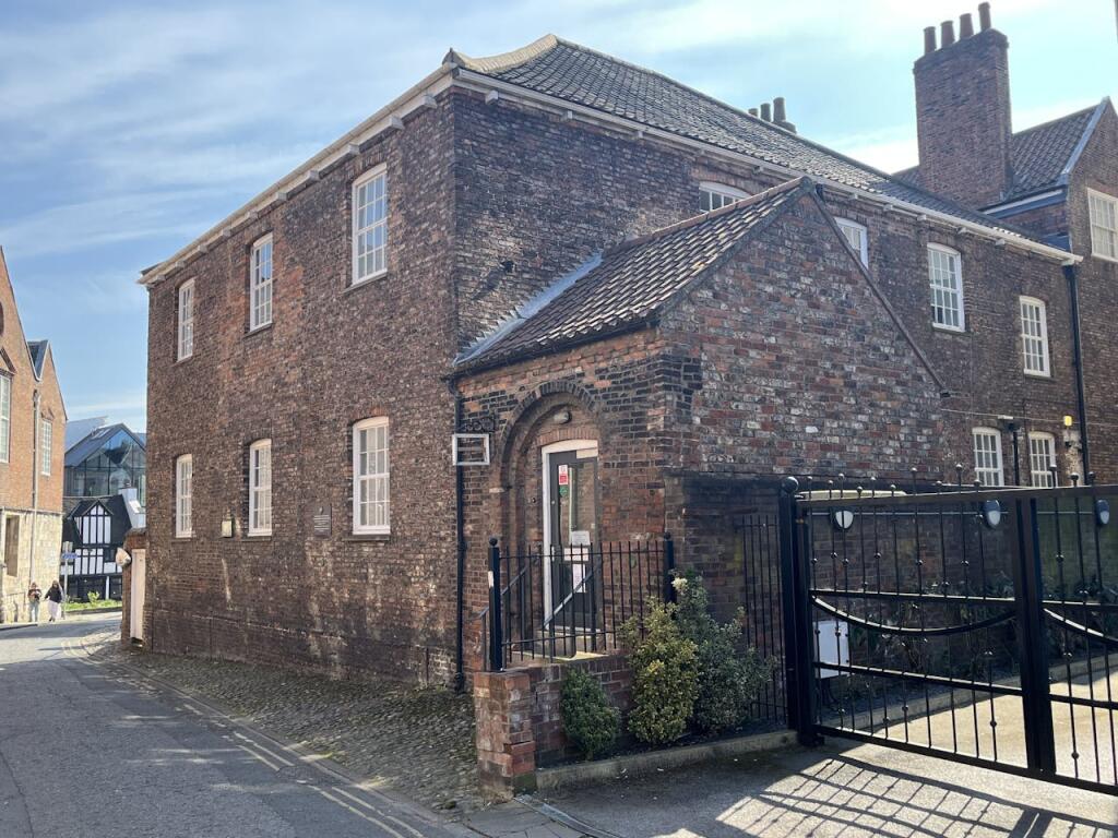Main image of property: 62 Aldwark, York, YO1 7BU