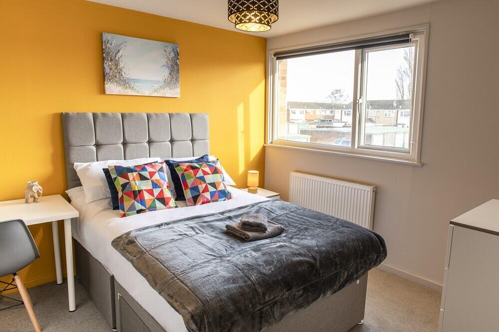 Main image of property: Highfield - Rm4